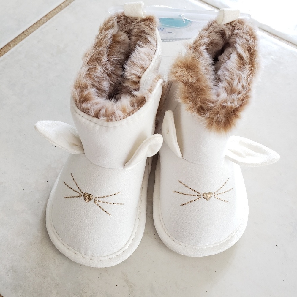 Carters Baby Boots- 3 to 6 months
